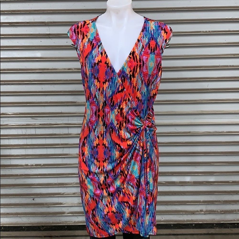 Emma & Michelle colorful mock wrap dress - Picture 3 of 8